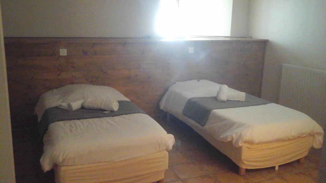 Auberge Les Fontilles Coltines Exteriör bild